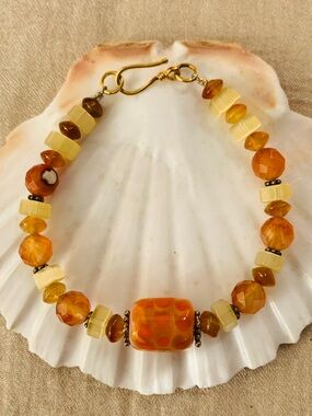 Vintage Orange & Cream Faceted Glass Bead Bracelet